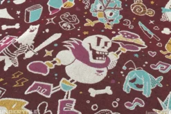 Friends & Foes Throw Blanket 150 x 127 cm