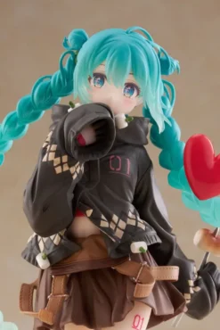 Hatsune Miku Outdoor Spring Fashion Ver. PVC Statue 18 cm