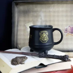 Hogwarts Crest Cauldron Mug 560ml