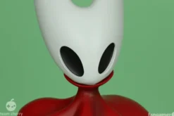 Hornet Resin Statue 24 cm